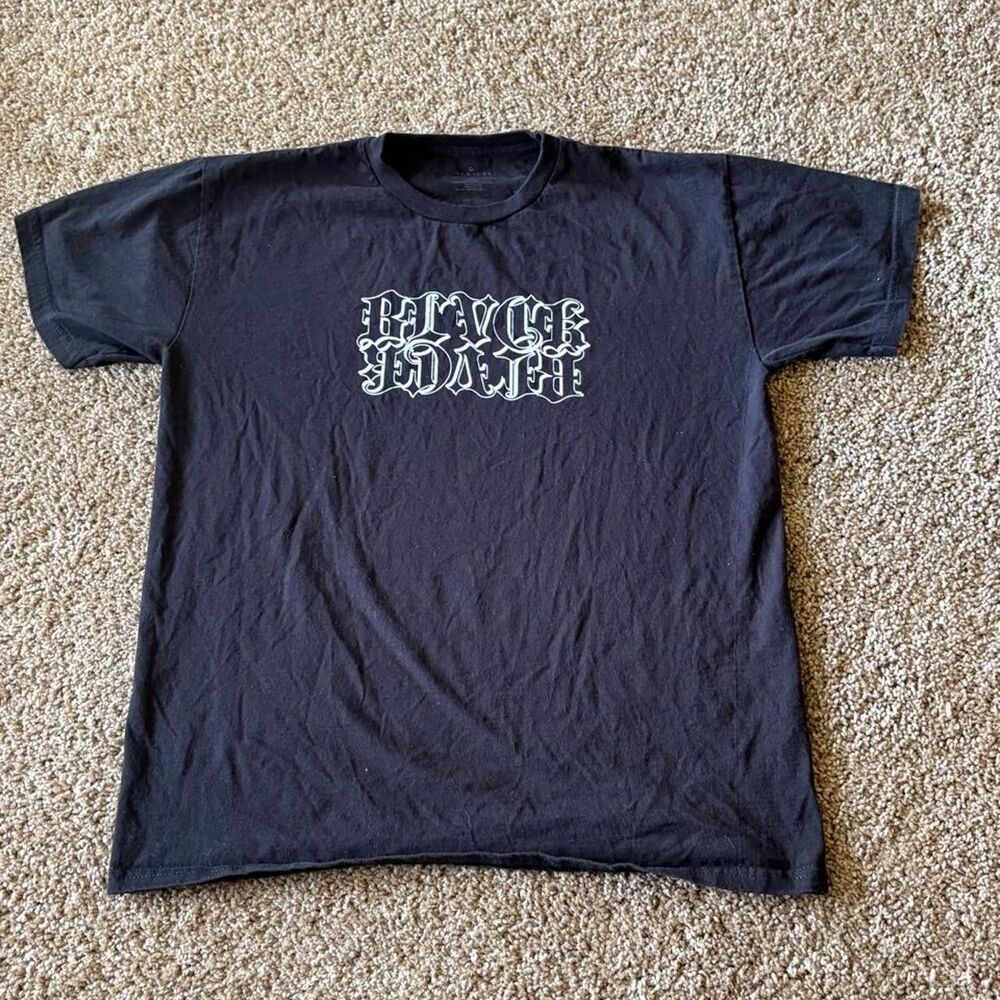 Black-scale Men's Black and Grey T-shirt
